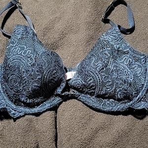 Victoria's Secret 36C bra